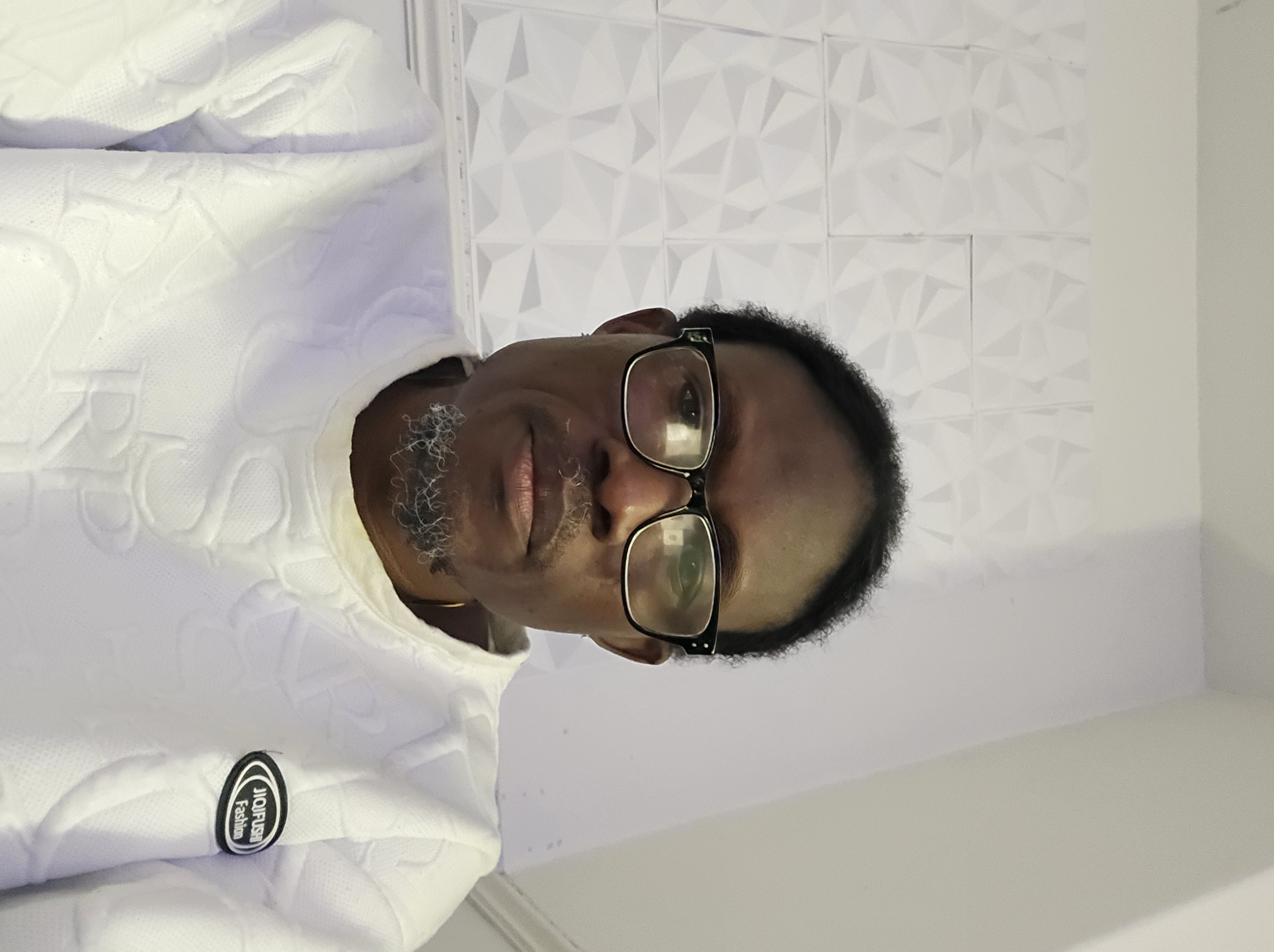 Plyx post